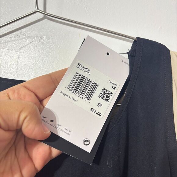 NWT Nike Dri-FIT DR0779-010 Luxe Cropped Tank Top Bra 1X Black Beige Stretch - Picture 10 of 11